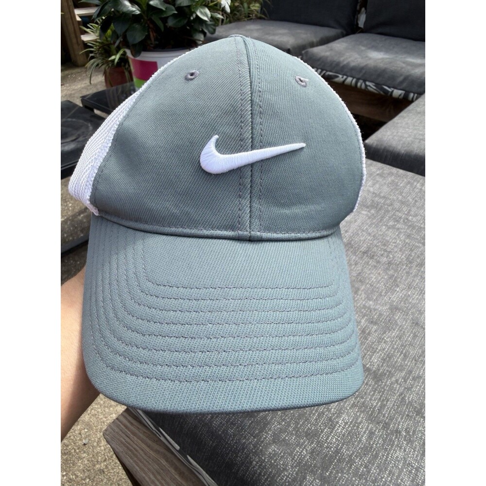 Nike Golf RZN Vapor Hat Cap Mesh Back Fitted Flex Fit Gray